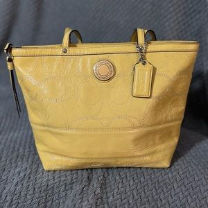 Coach Yellow Patent Leather Tote Bag Shopper Purse A1293-F19198